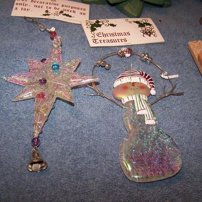 LOT 22  FAB COLLECTABLE CHRISTMAS