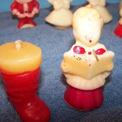 LOT 28  VINTAGE HOLIDAY CANDLES & 1 ORNAMENT GURLEY/TAVERN