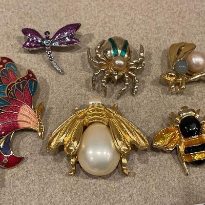 6 insect brooches