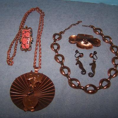 LOT 56  LOVELY VINTAGE COPPER JEWELRY  NYE/BELL