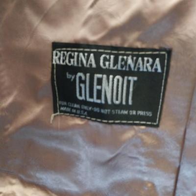 TWO REGINA GLENARA BY GLENOIT WRAPS