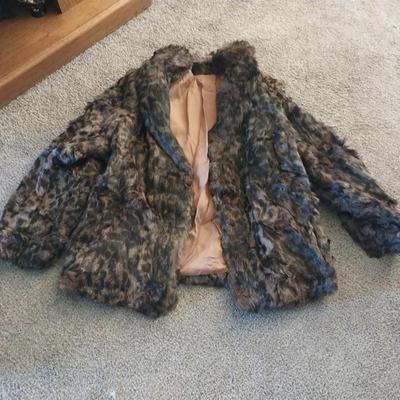 NICE LADIES FUR JACKET WITH BELT