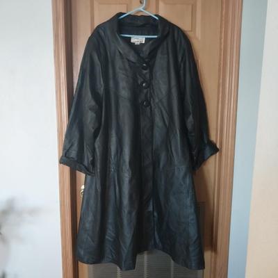 LADIES LONG LEATHER COAT