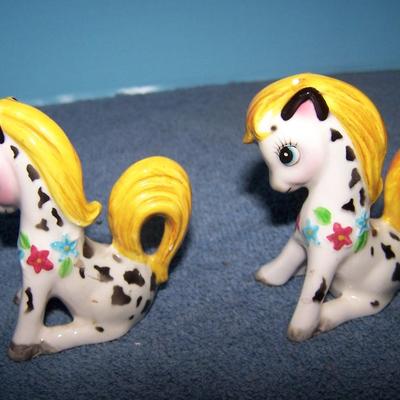 LOT  66 COLLECTABLE SALT/PEPPER SHAKERS MOOSE/PONY/plus