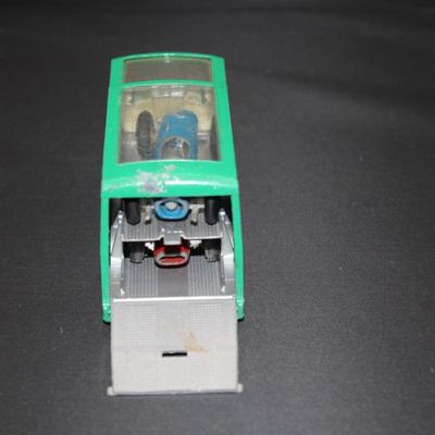 Matchbox  Racing Car Transporter