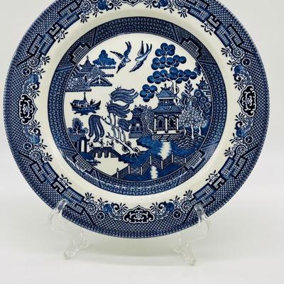 CHURCHILL, ROYAL & JOHNSON Collectable Plates~Read Details