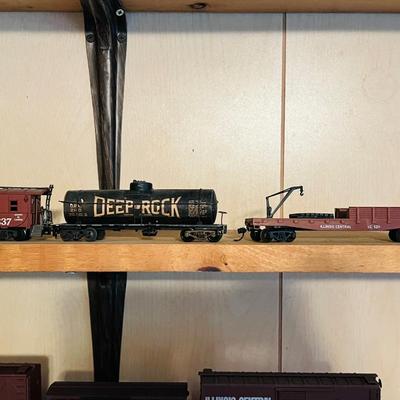 30+ Train Lot