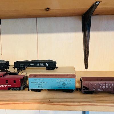 30+ Train Lot