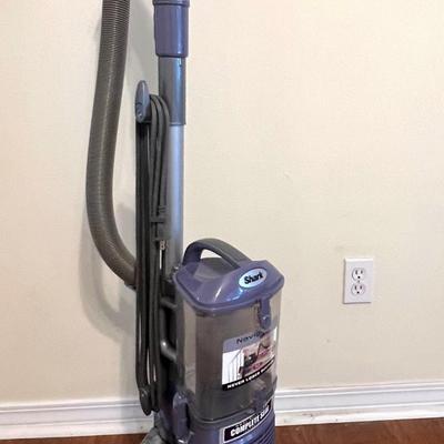 SHARK Navigator & Shark Rechargeable