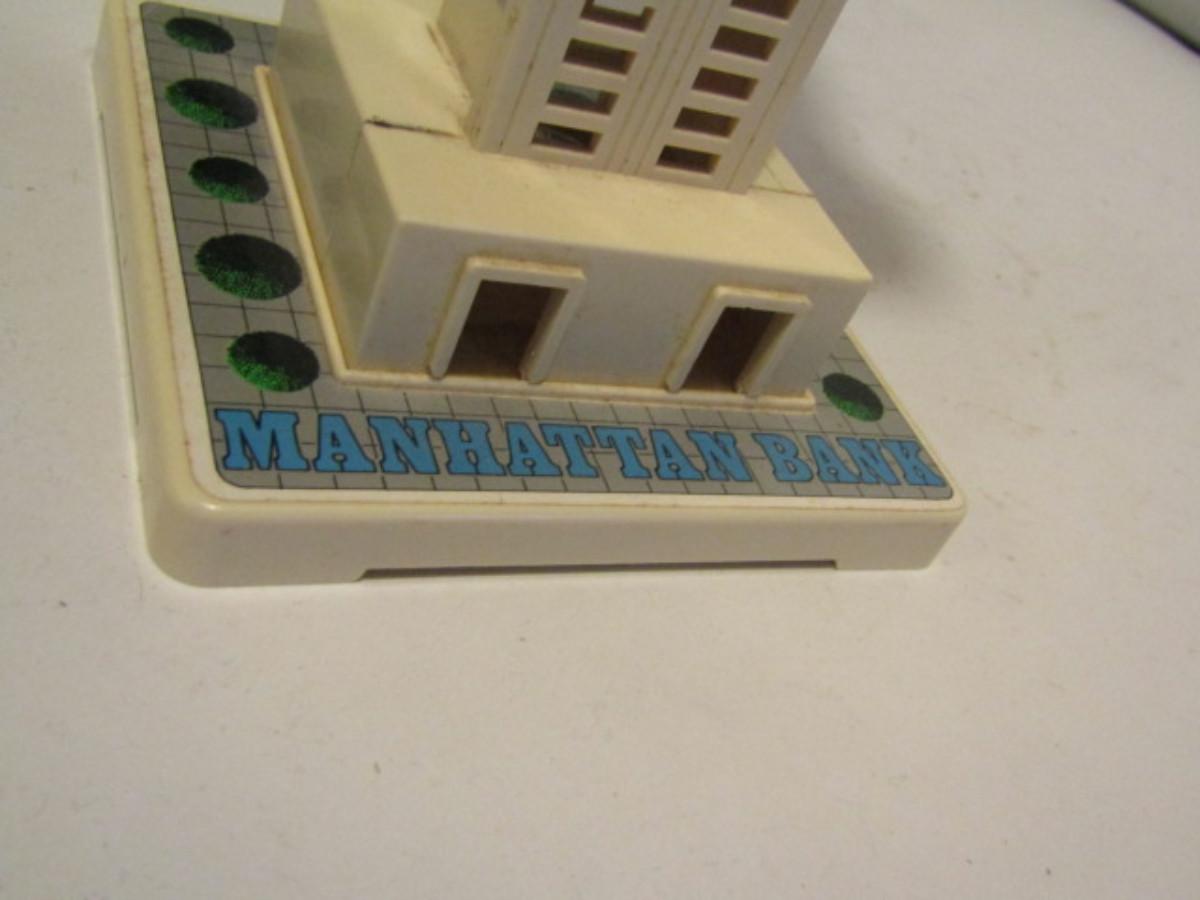 Vintage Plastic Empire State Building Coin Bank with King Vintage Plastic Empire State Building Coin Bank with King