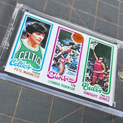 Pete Maravich, Leonard Robinson, Dwight Jones. 