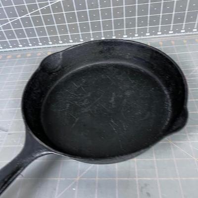 Antique  NATIONAL (Wagner)  Cast Iron Fry Pan