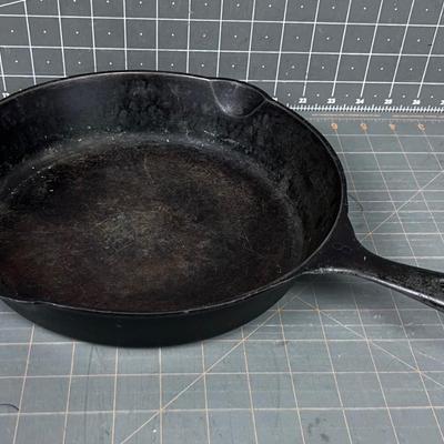 Number 8 Vintage Cast Iron