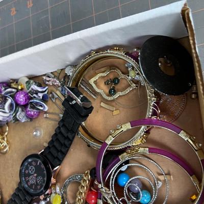 Tray of Costume Jewelry, Clunky Chunky VINTAGE