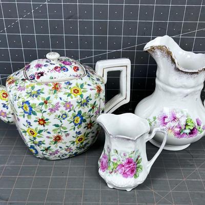Tea Pot, Creamer and Pitcher Chinz & Floral Japanese