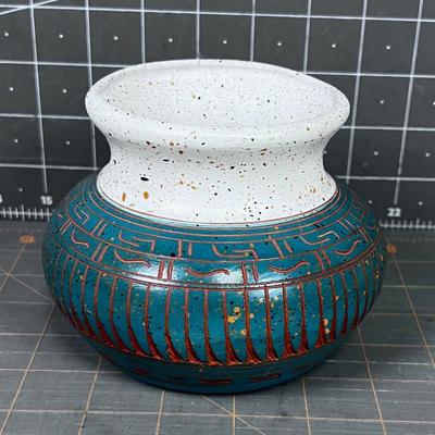 E Cadman Navajo Pottery Turquoise & White over Red Clay Pottery. 