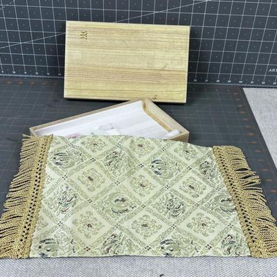 Japanese Runner for Tea Ceremony 100% Silk PRETTY! 