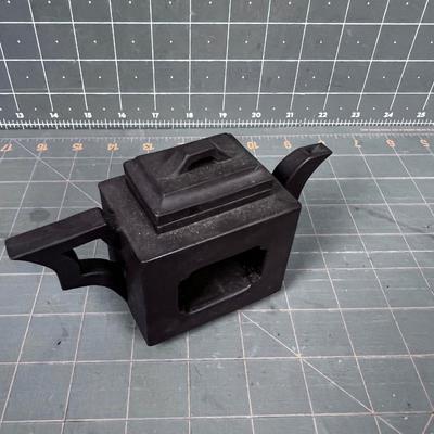 Vintage Chinese Yixing Fire Sculpture Clay Teapot