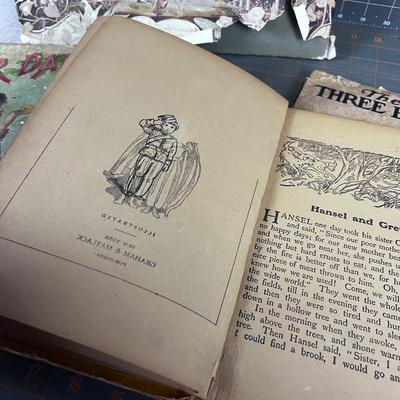 Children's Books: (5) Grimms Fairytales, 3 Bears,  Our Darlings, 