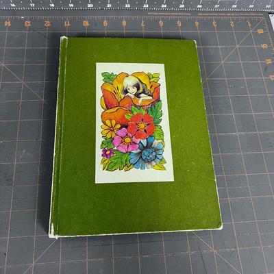 POP up BOOK of THUMBELINA 