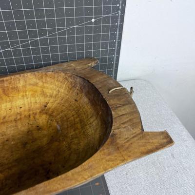Carve Wood Bowl, Primitive.