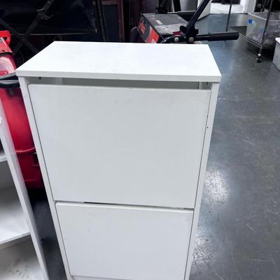 2 Pieces of White Melamine 