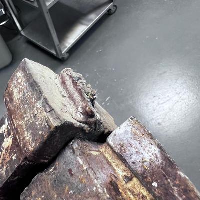 OLD IRON BED 