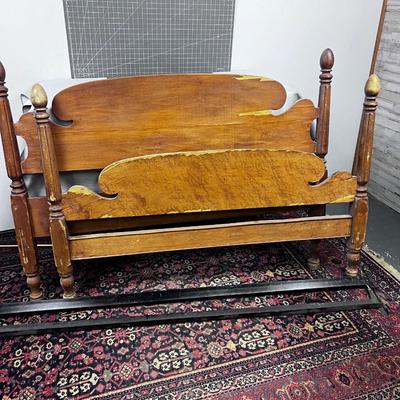 4 Poster Maple Full Size Bed 