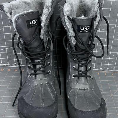 UGG Snow Boot