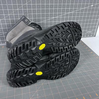 UGG Snow Boot