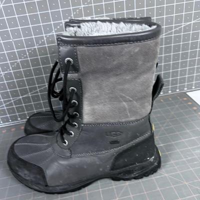UGG Snow Boot