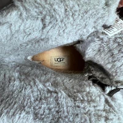 UGG Snow Boot