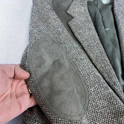 Pendleton Wool Heiring Bone Blazer with Leather Shoulders & Elbows., Green Hue