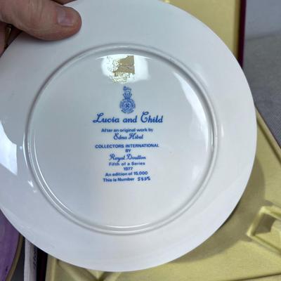 Collector Plates Hibel(3) Women & Child Plus other 