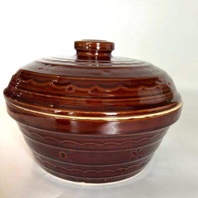 Marcrest Daisy Dot Stoneware Dutch Oven