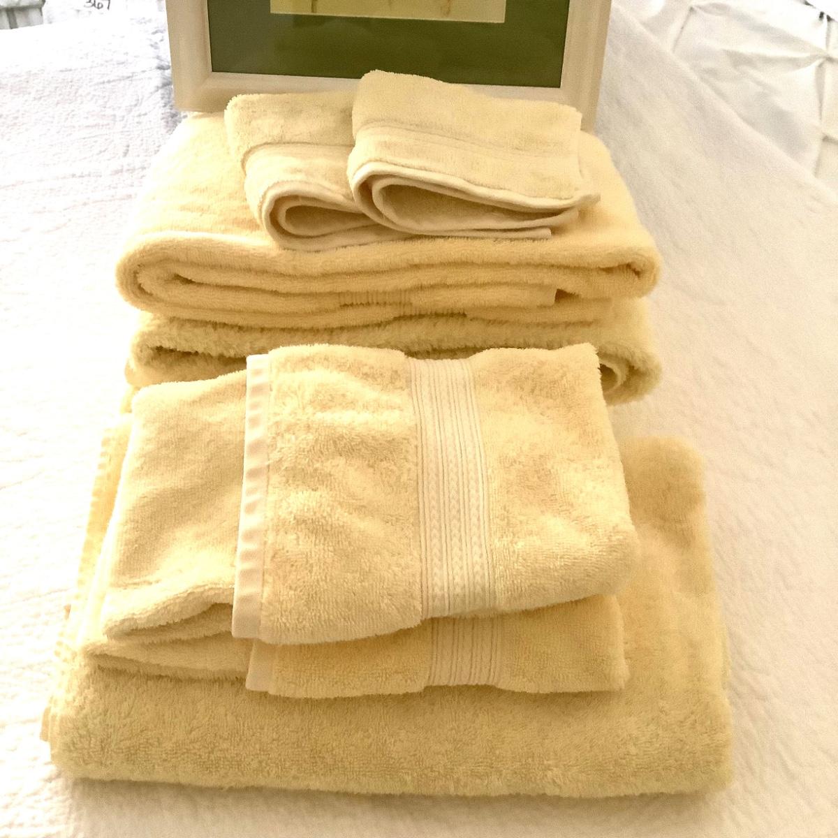 442 Yellow Kassa Design & Biltmore Towels with Pencil Sketch Asian Dancers