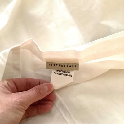 445 Pottery Barn "Grand Embroidered" Queen Duvet Comforter Set