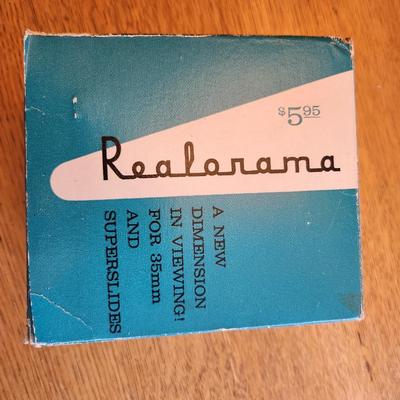 Realorama Slide Viewer