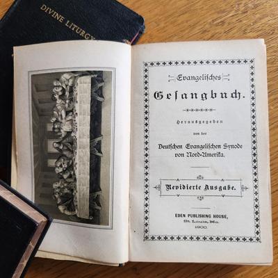 Old German Bible - Plus