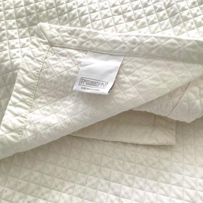 454 Beautiful White Cotton RESTORATION HARDWARE Queen Coverlet