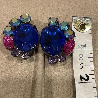 Statement Thelma Deutch clip on earrings