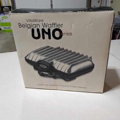 VillaWare Belgian Waffler Maker Uno Series Model 2000