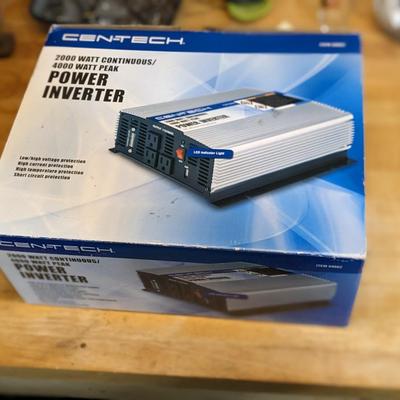 NIB Cen-Tech 2000W Power Inverter