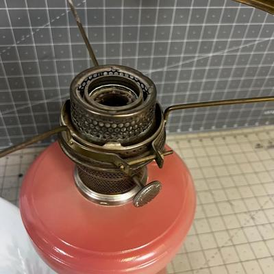 BEAUTIFUL Antique Glass Kerosene Lamp Aladdin, Hand Painted Shade!