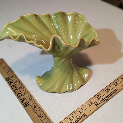 Dalicean Pottery Green Fan Vase