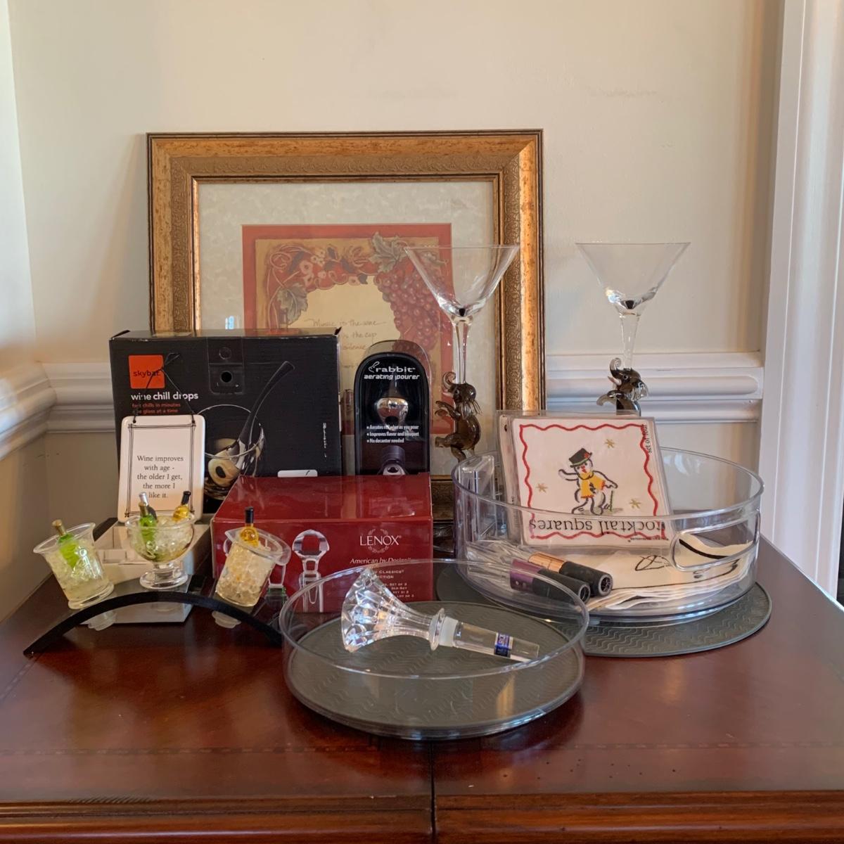 LOT 198R Marquis Waterford Crystal Bottle Stopper, Elephant Martini