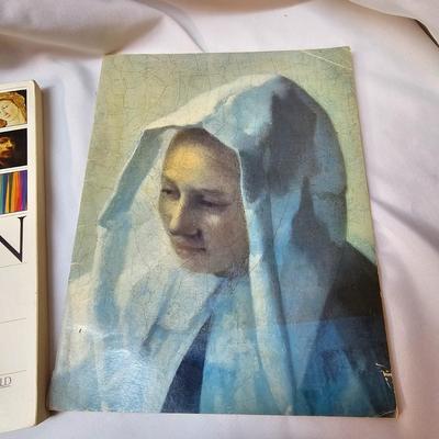 Collection of Art Books  (BD-JS)