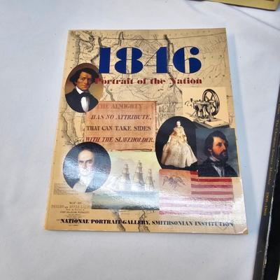 History Book Collection  (BD-JS)