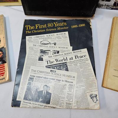 History Book Collection  (BD-JS)