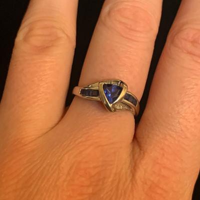 10K White Gold Trillion Cut Sapphire Ring (MB-HS)